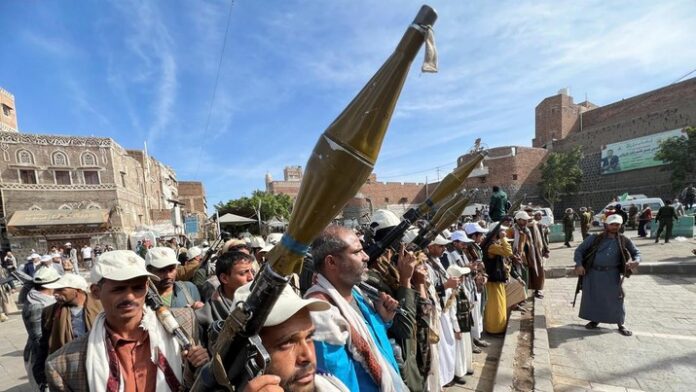 **Mahasiswa AS Dikeluarkan Usai Gelar Protes, Kelompok Houthi Manfaatkan Celah Rekrutmen di Yaman**