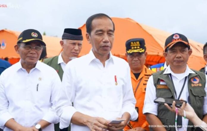 **Presiden Jokowi Tak Hadiri Rakernas PDIP, Diduga Panitia Lalai Mengundang**