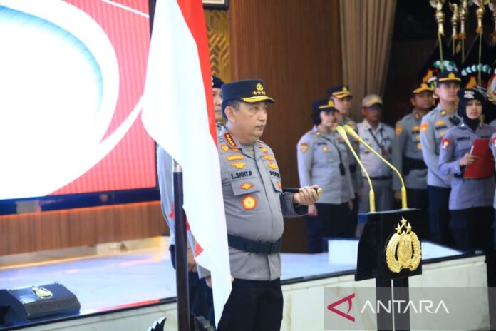 Kapolri Pimpin Seremoni Penganugerahan Pangkat Bintang Baru untuk 31 Perwira Tinggi Polri